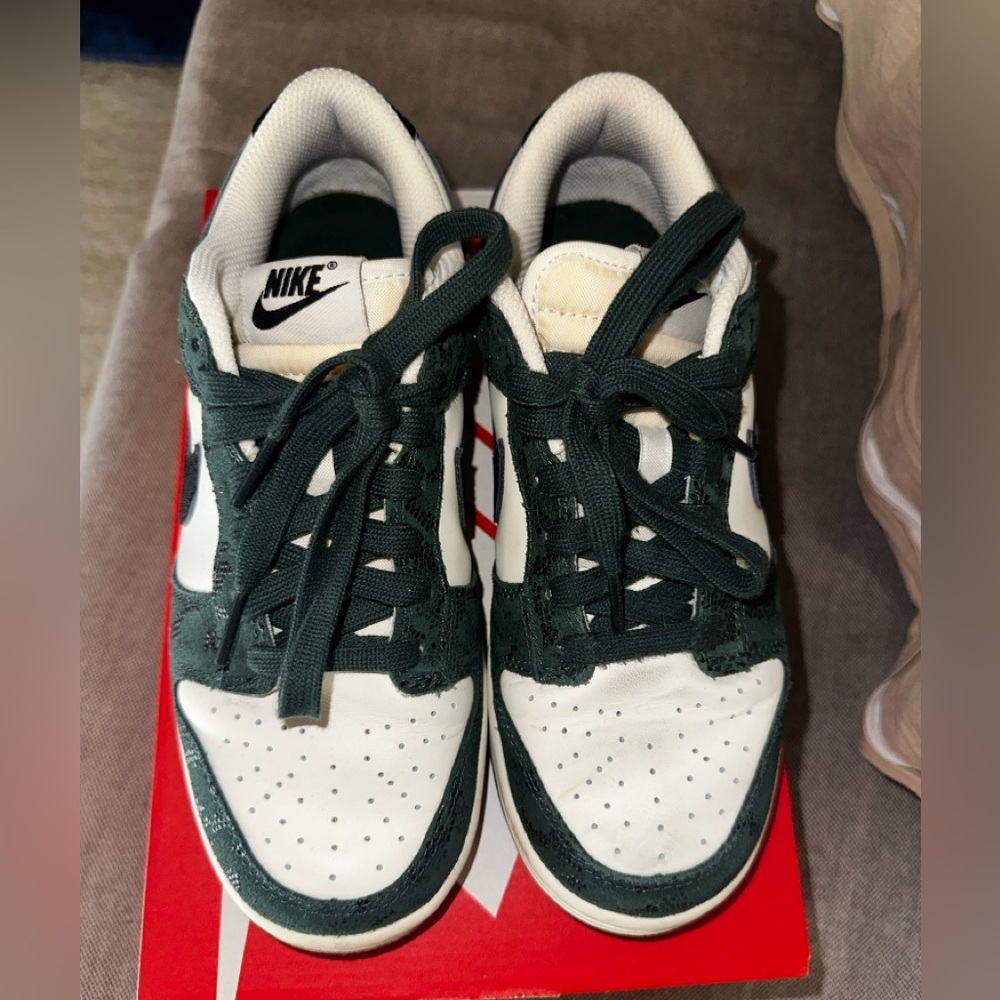 Nike Dunk Low 'Green Snake’ - Size 7 Womens - Picture 6 of 8